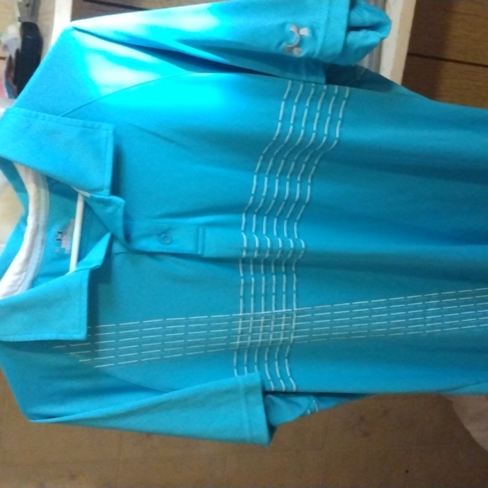 Men's under armour shirt